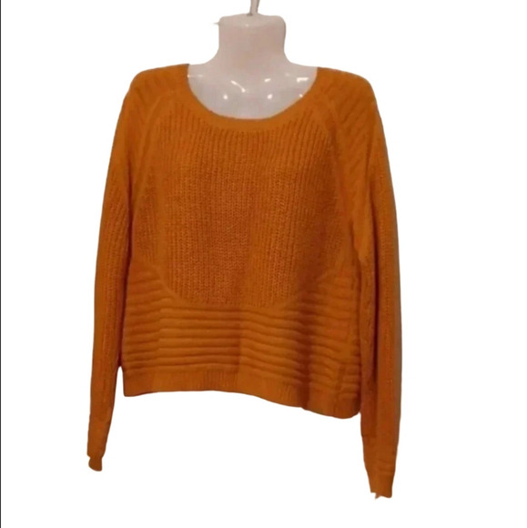 💙🌹mustard color sweater - Picture 4 of 13